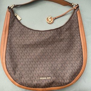 Michael Kors Hobo Bag